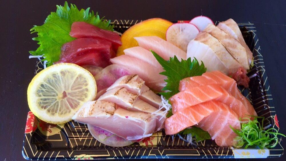 Sashimi Combo · Chef Choice's 5 kind raw fish w/soup