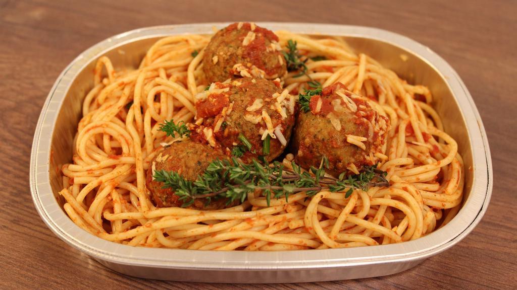 Spaghetti with Meatballs · Spaghetti cooked in marinara sauce with beef meatballs. Served cold in a microwavable container. Reheating required.
