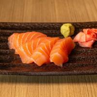 1193 Salmon Sashimi · Sake