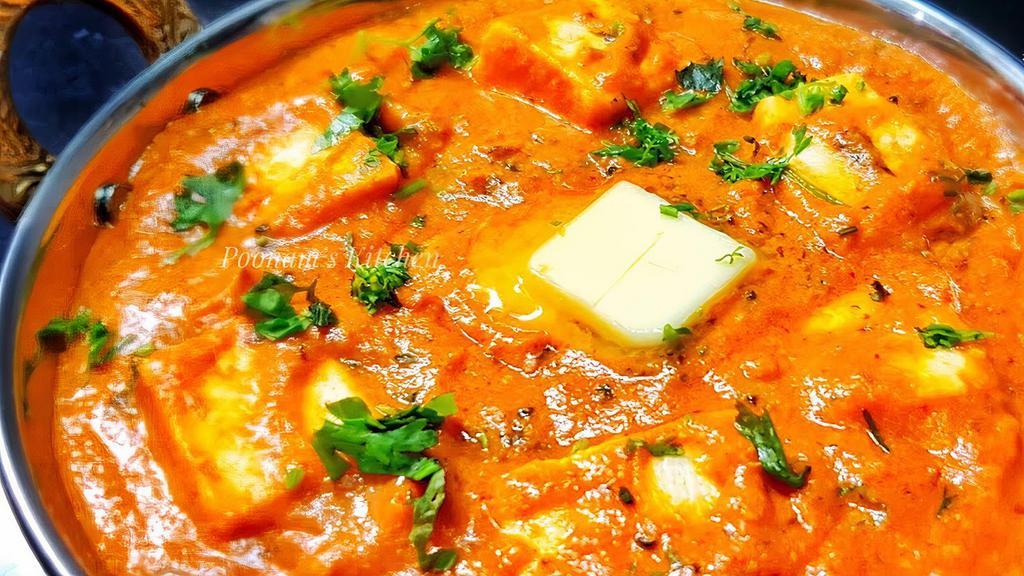 Paneer Makhani · Cubes of cottage cheese (paneer) cooked with cashew nuts and cream gravy.