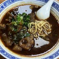 立祥紅燒三寶麵(細麵) Braised Beef Tendon, Shank, and Tripe Noodle Soup · 