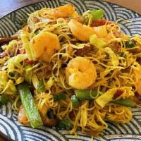 Singapore-Style Fried Rice Noodle · Stir Fried Rice Noodle with Shrimp, Chicken Breast, Onion, Bell Pepper, Cabbage, Egg & Curry...