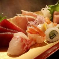 Iso Yose Mori · 17 pieces of selected sashimi. A recommended entrée portion for one, or appetizer for two.
