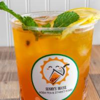 F5. Hi Yellow · Passion Fruit Green tea, Fresh mint leaves with passion fruit & lychee jelly.