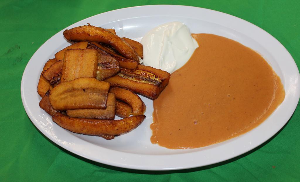 Platano Frito (Fried Banana) · Served with refried beans and sour cream