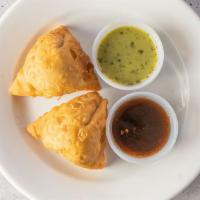 Samosa · Extremely Flavorful Most Popular Street Snack Foods In India Triangular Crispy Potato Patty ...