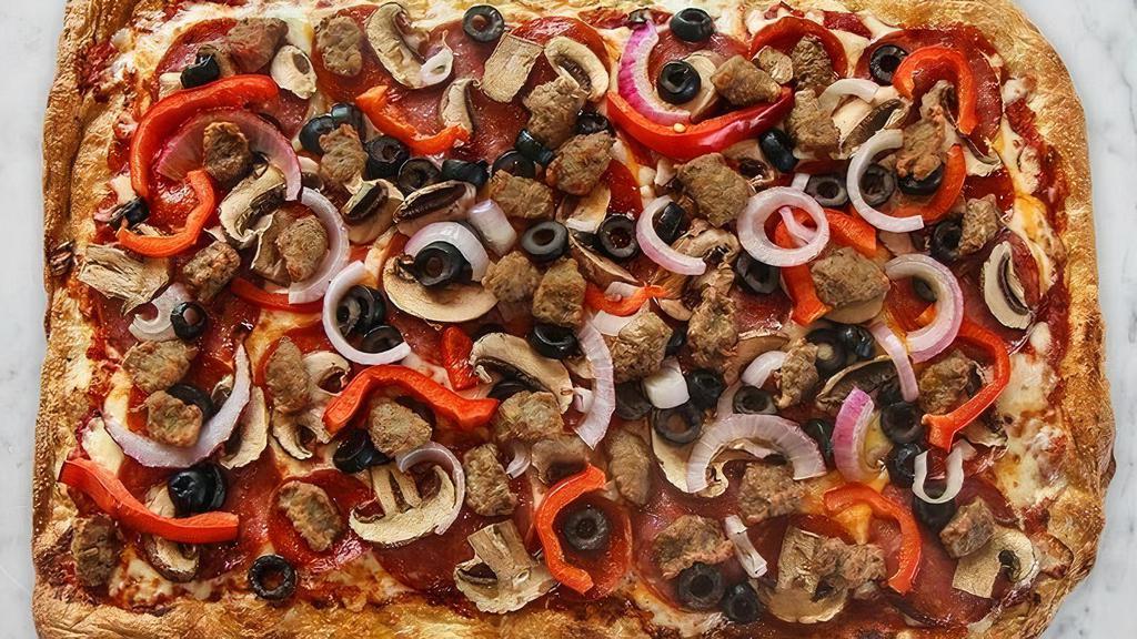  Papa Steve’S Combo · Italian Sausage, Pepperoni, Salami, shredded whole milk Mozzarella, Cheddar Cheese, black olives, Cremini mushrooms, red onion, red bell pepper, with sweet and savory pizza sauce.