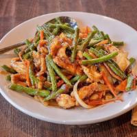 Chicken with Green Bean · Tender white meat chicken with carrot, onion, green bean