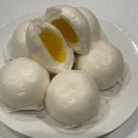 Egg custard bun(6pieces) · egg custard bun 奶黄包