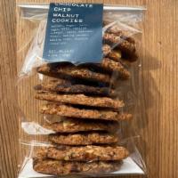 MINI CHOCOLATE CHIP WALNUT COOKIE BAG · mini chocolate chip cookies with oats and walnuts | (n)