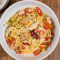 Linguine Granchio  · Dungeness crab meat, extra virgin olive oil, garlic, lemon and calabrian chili oil.