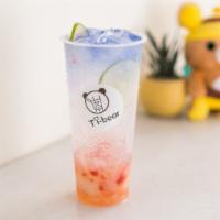 B4. Lychee Sparking · Sparking water with fresh strawberry, lychee and lychee jelly.
(700cc)