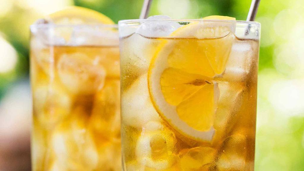 Arnold Palmer · Made with fresh-brewed pomegranate quince ice tea