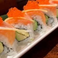49er' Roll · Avocado topped with salmon, tobiko and lemon slices.
