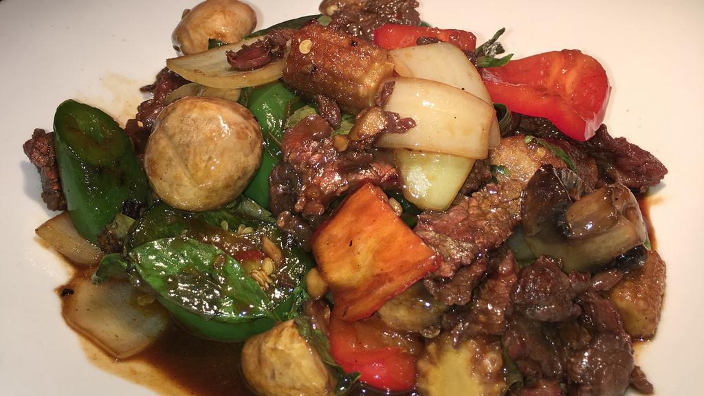 18 Basil Beef · Sliced beef flank wok-tossed with chili, garlic, mushroom, onion, and basil.