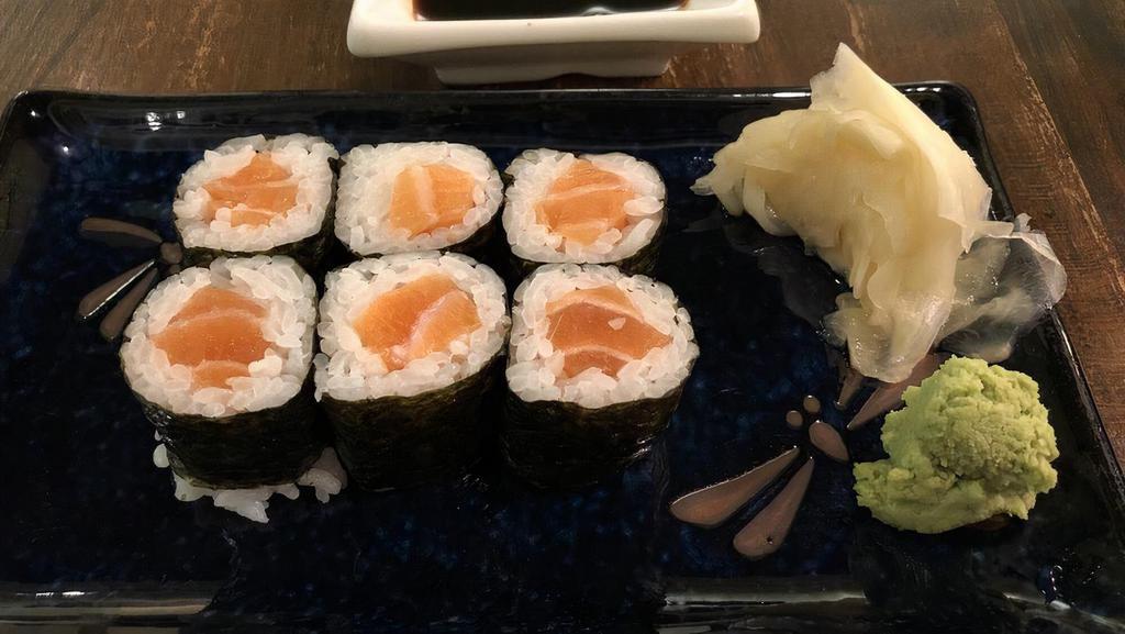 Sake Maki · Salmon.