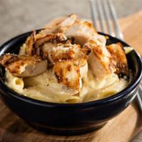 Pepper Pals® Cheesy Chicken Pasta · Cheesy chicken pasta made with 100% all-natural, white meat chicken and served with choice o...