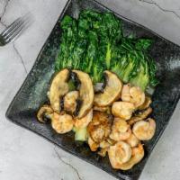 B. Portobello Mushroom with Shrimp · 