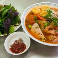 11. Vietnamese Pork & Crab Noodle Soup · Bun Rien Cua
越南蟹肉湯粉
