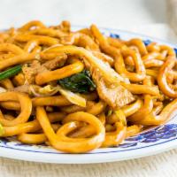 Stir Fried Noodles Shanghai Style/粗炒 · Popular item.