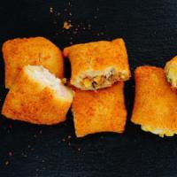 Rissoles Corn & Cream Cheese · 200 g of a Brazilian pastry filled with corn and cream cheese