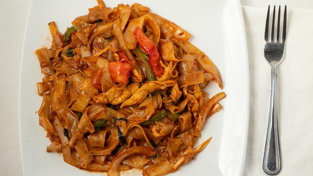 Drunken Noodle (Pad Kee Mao)  · Sala Thai's Favorite. Stir fried flat noodle with onion, bell pepper, tomato, basil, and choice of meat.