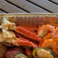 Tasting Menu A / 嘗鮮套餐 A · Set for 2.
Headless Shrimps 1 lb, Snow Crab Legs 1 lb, Green Mussel 1 lb, Corn 2 pcs, Potato...