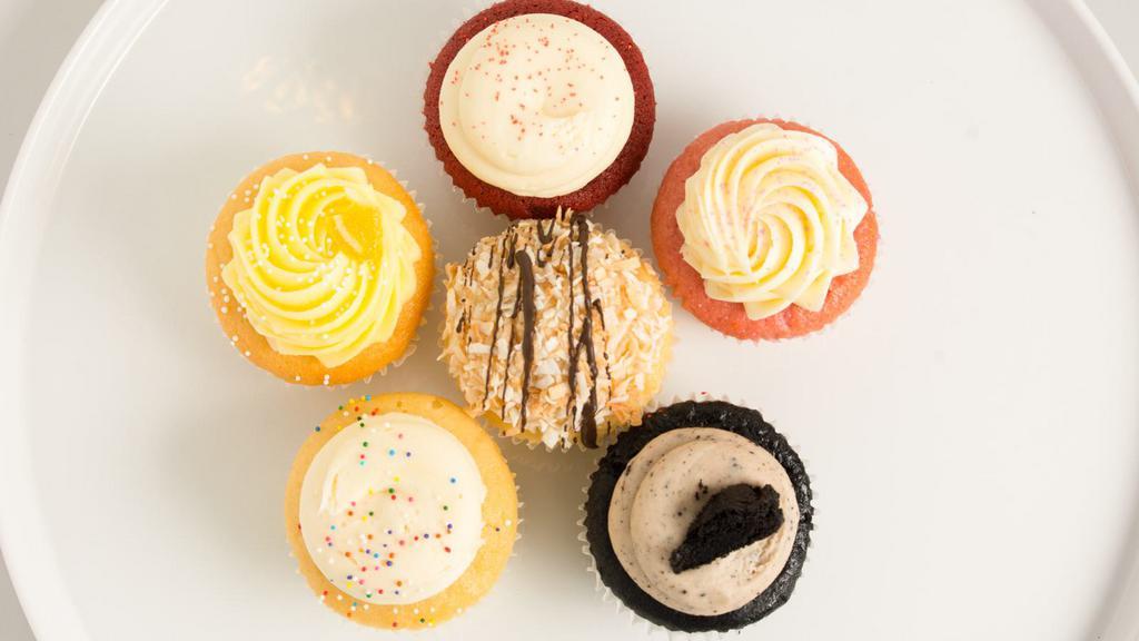 Cupcake Party Box (6 Assorted Pieces) · 6 Assorted Cupcakes
*does not include vegan or gluten free cupcakes