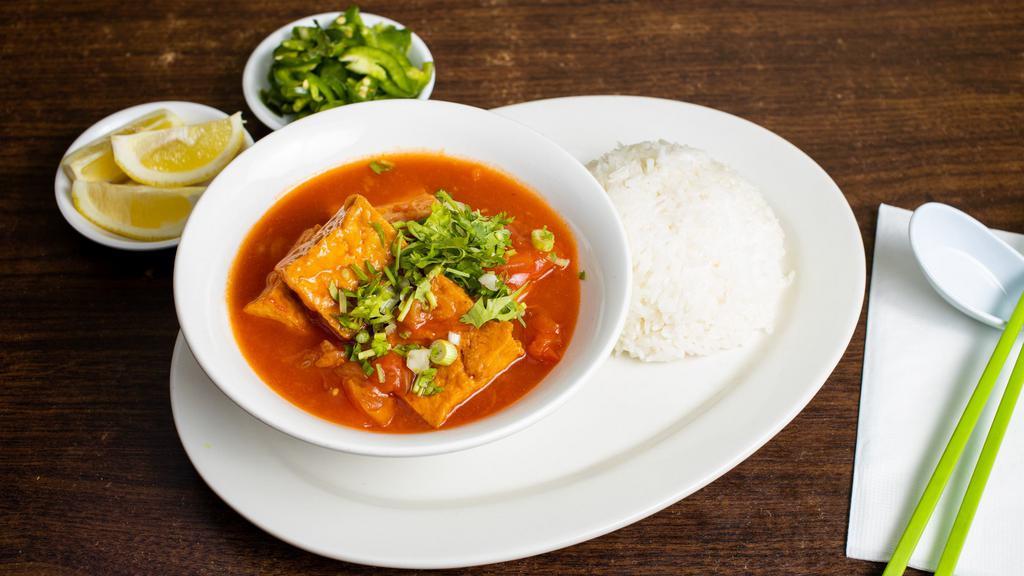 Com Dậu Dim Cà Chua · Fried Tofu Sauteed with Tomatoes and Green Onions with Steamed Rice