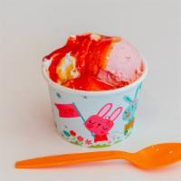 Strawberry-Mango Surprise · Strawberry ice cream, alphonso mango ice cream, strawberry sauce, graham cracker crumbs, roa...