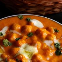 Butter Chana masala (with 2 parathas) · 