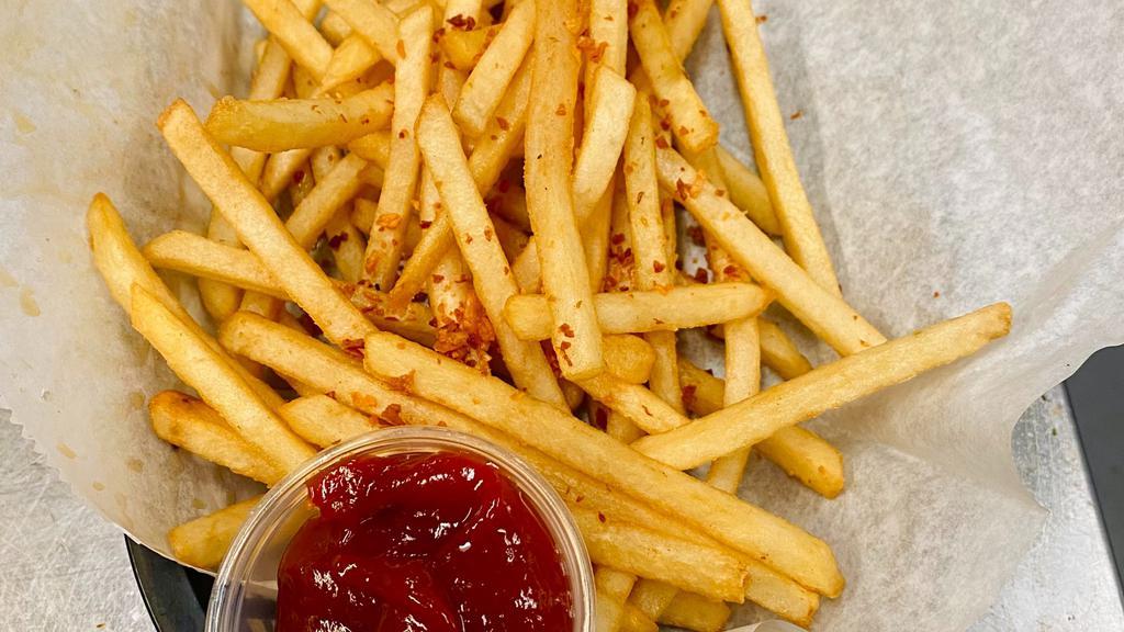 Khoai Tay Chien · french fries