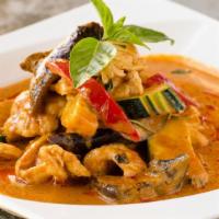 Kang Gai · Classic thai chicken curry with choice of red, green or yellow curry