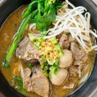 Boat Noodle · thai style phó beef noodle soup with bean sprouts & chinese broccoli