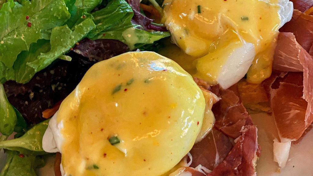 Eggs Benedict - Smoked Salmon · With your choice of smoked salmon, prosciutto, or vegetarian.
