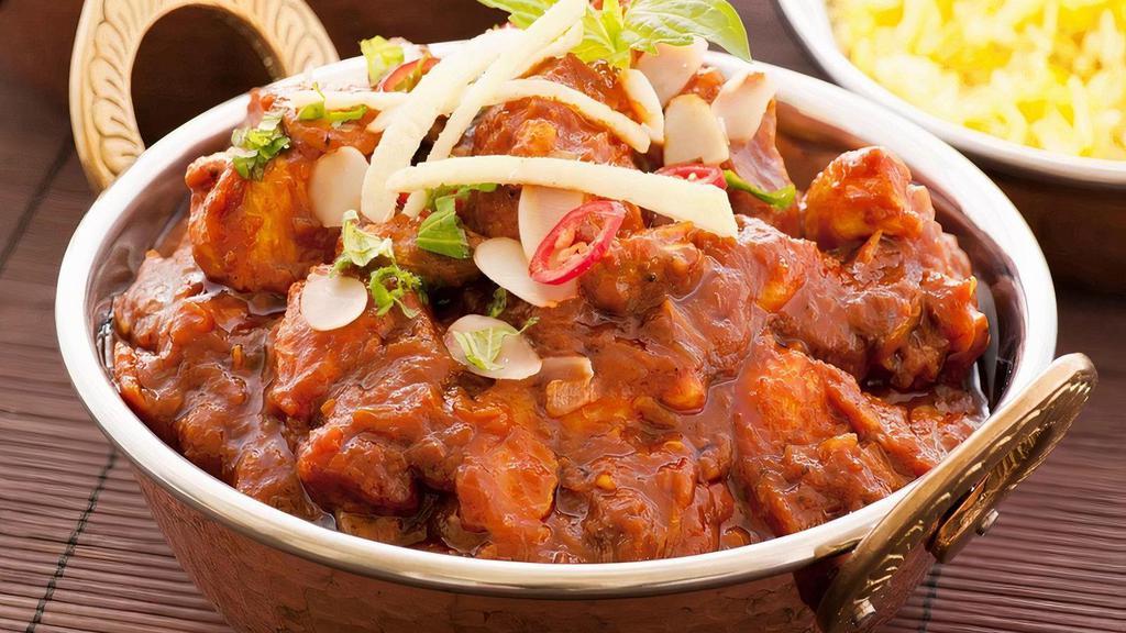 Karahi Lamb · Lamb cooked with onions and bell peppers in a spicy sauce