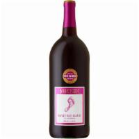 Barefoot Cellars Sweet Red Blend (1.5 L) · Barefoot Sweet Red Blend is a juicy red wine packed with dark fruit. Rich bands of raspberry...