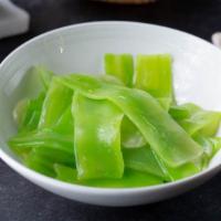 Stir-Fried Big Sliced Asparagus Lettuce · Stir-fried 
清炒大片莴笋
