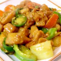 83. 咖哩雞丁 - Curry Chicken · Hot and spicy.