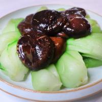 108. 冬菇青江菜 - Black Mushrooms with Green Cabbage · 