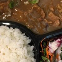 Beef curry rice bowl · Come with mix green salad,rice,