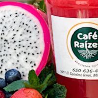 Dragon Fruit and Berries  (16 Ounces) · 