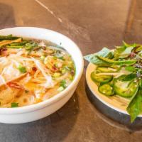 26. Hủ Tiếu Hải Sản · Seafood Rice Noodle Soup
