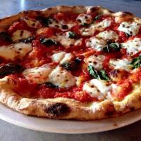 MARGHERITA PIZZA · mozzarella, red sauce, basil