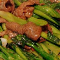 Beef with Chinese Broccoli in Satay Sauce · 