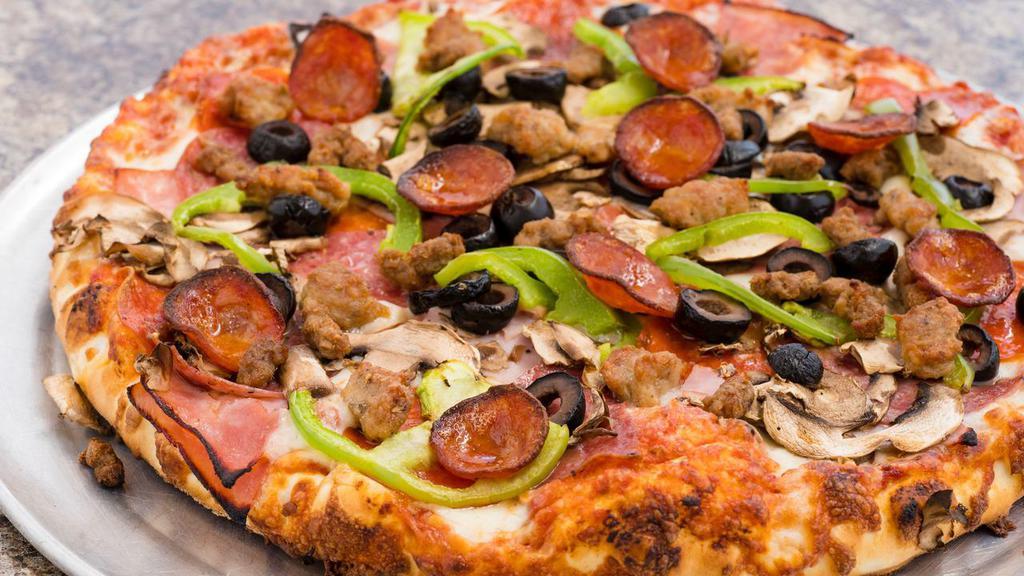 Combination · Cal: 670. Salami, ham, sausage, pepperoni, linguica, ground beef, mushrooms, olives, bell peppers.