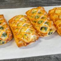 Box of 4 Savory Pastries · Choose 4 spinach & feta pastry leek & parmesan pastry and multigrain croissant. if you would...