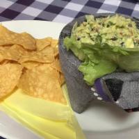 Chips with Guacamole · 