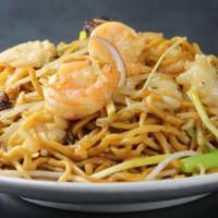 K26 House Special Chow Mein   招牌炒面 · 
