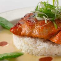 Lunch Miso Salmon · Fresh Miso Marinated Salmon Served with Snow Peas, White Rice and a Delicious Miso Sauce
